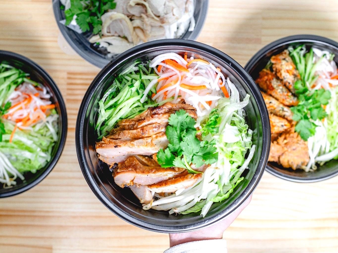 Takeout bun with grilled chicken